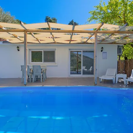 Hill Stone * 페티예