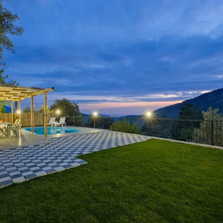 Hill Stone 페티예